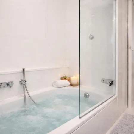 Daire Luxury In Via Dei Cartari Spacious, Elegant,