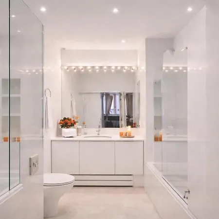 Daire Luxury In Via Dei Cartari Spacious, Elegant, *