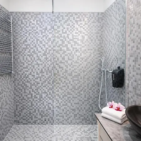 Luxury In Via Dei Cartari Spacious, Elegant, شقة *