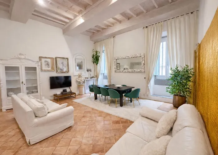 Luxury In Via Dei Cartari Spacious, Elegant, * Roma